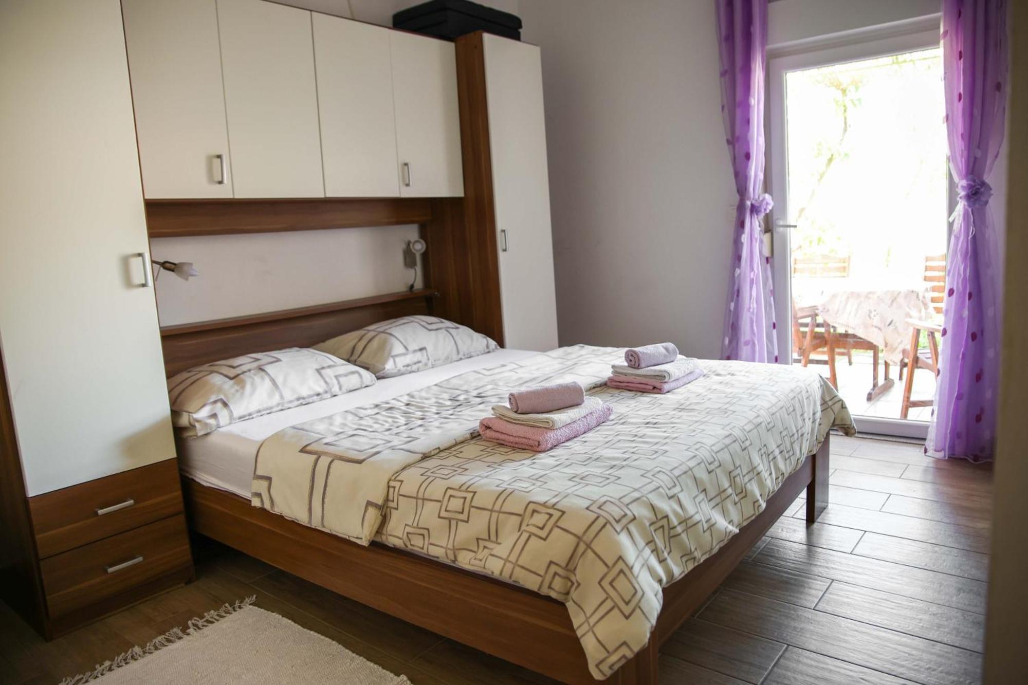 Maris Apartment Vinisce
