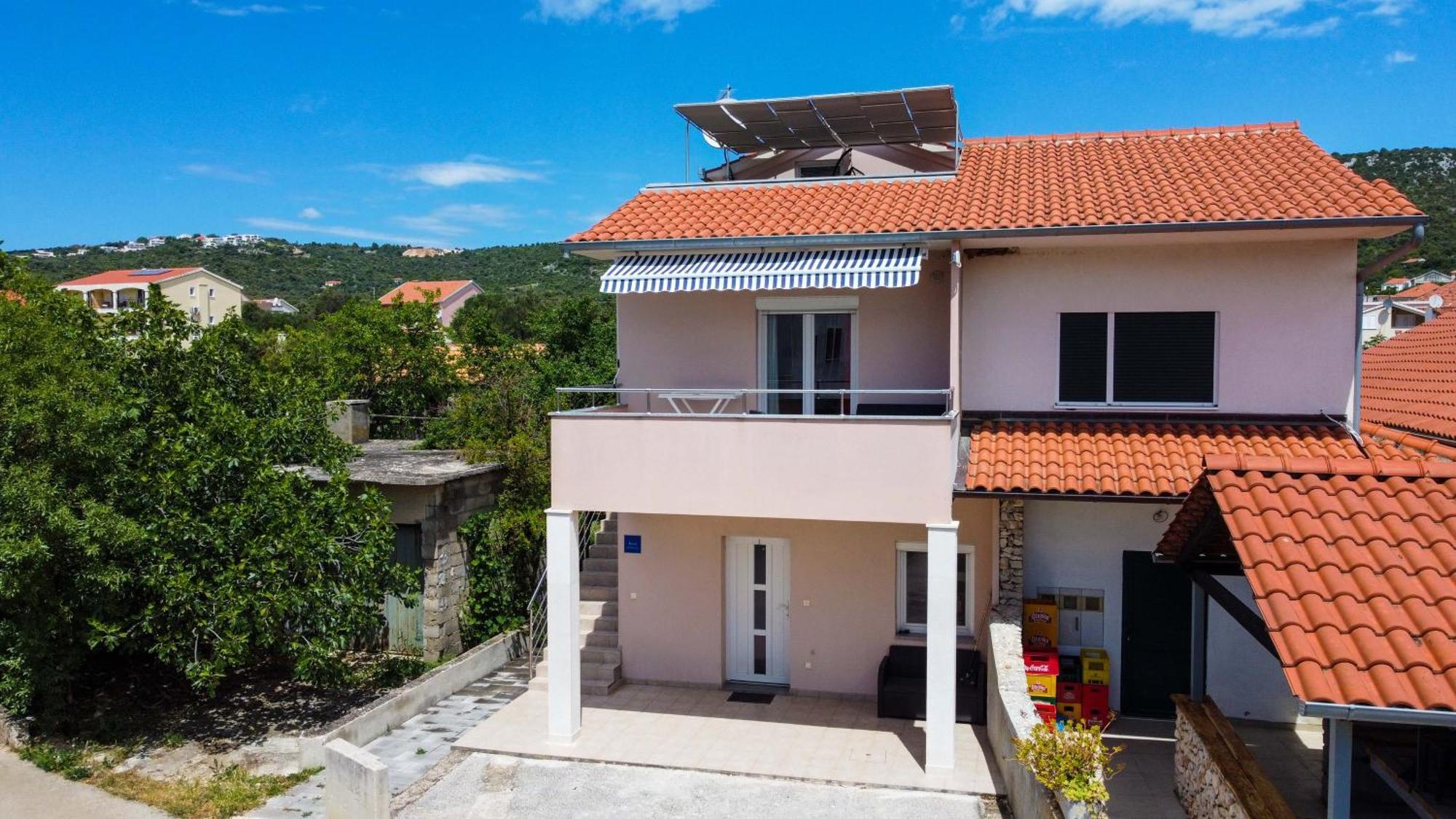 Apartma Maris
