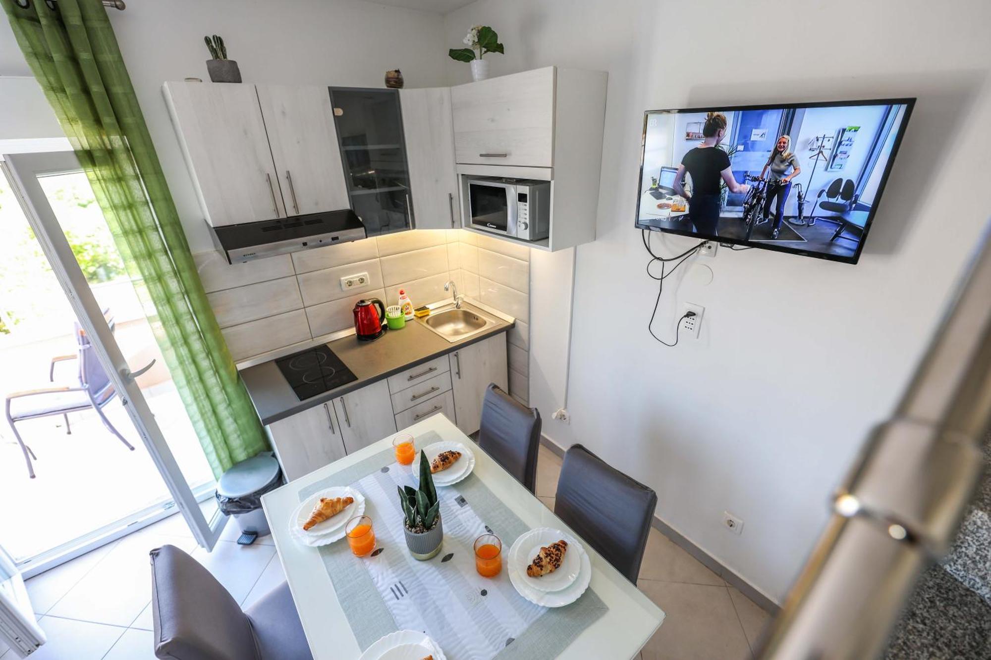 Apartment Maris *