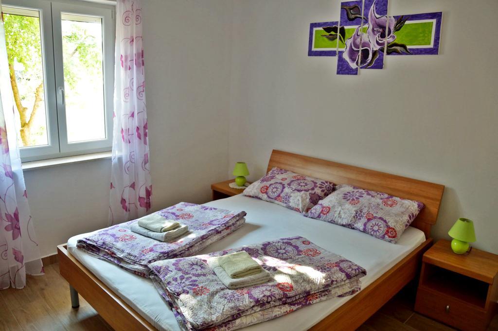Maris Apartma *
