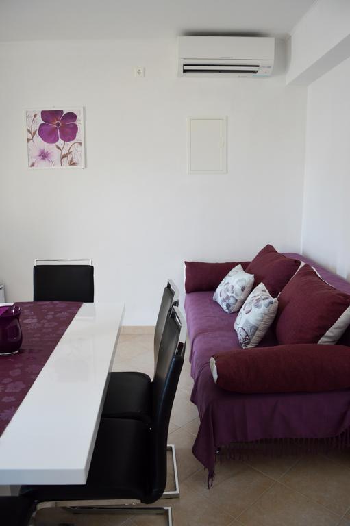 Apartment Maris *
